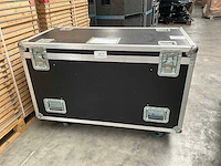 Flight case 1,2x0,8x0,8m, 4 wielen - afbeelding 1 van  3