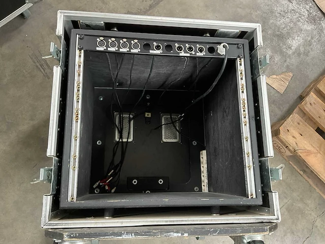Flight case 19", 10u - afbeelding 2 van  3