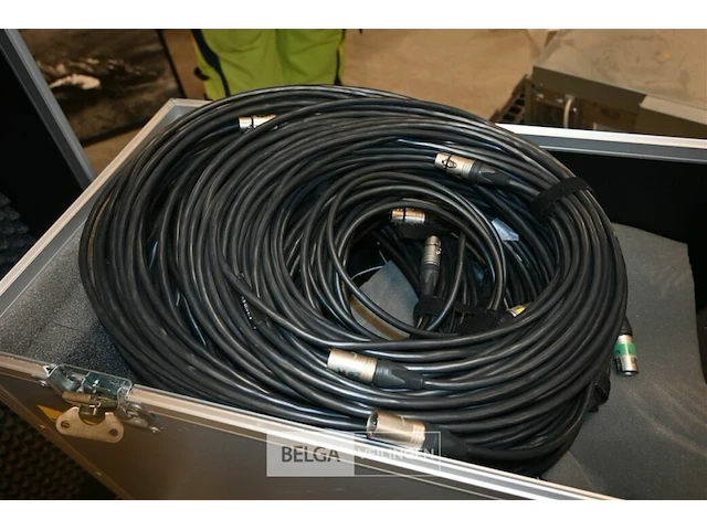 Flight case met 8 x rainbow colour changer - afbeelding 2 van  12