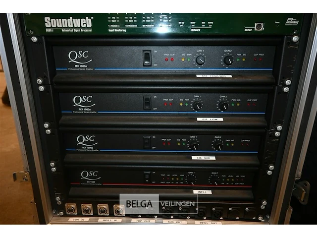 Flight case met professionele versterkers - afbeelding 8 van  11