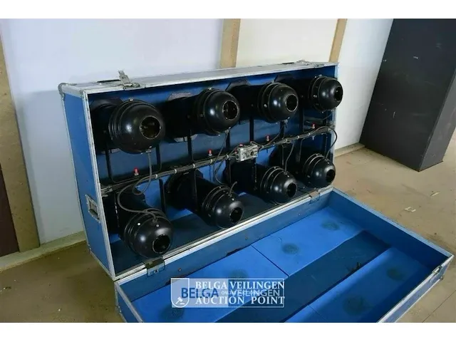 Flightcase lampen 160 x 52 x 100 - afbeelding 1 van  2