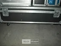 Flightcase leeg afm ± 132 x 87 x 48 - afbeelding 1 van  2