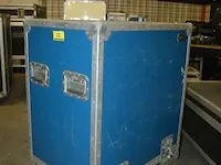 Flightcase leeg afm ± 72 x 40 x 93 - afbeelding 4 van  5