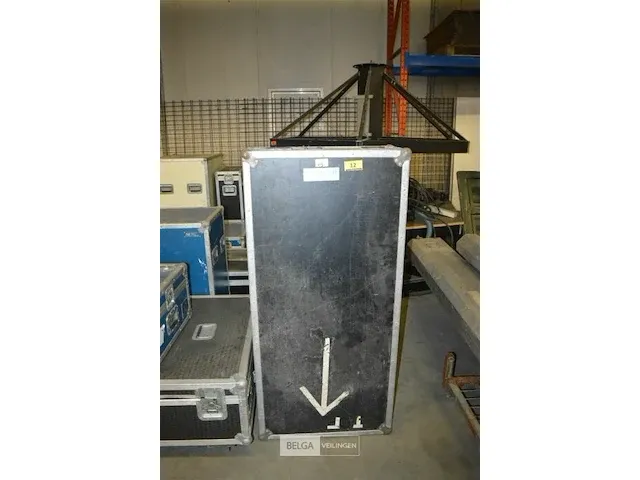 Flightcase leeg afm ± afm ± 139 x 66 x 29 - afbeelding 1 van  3