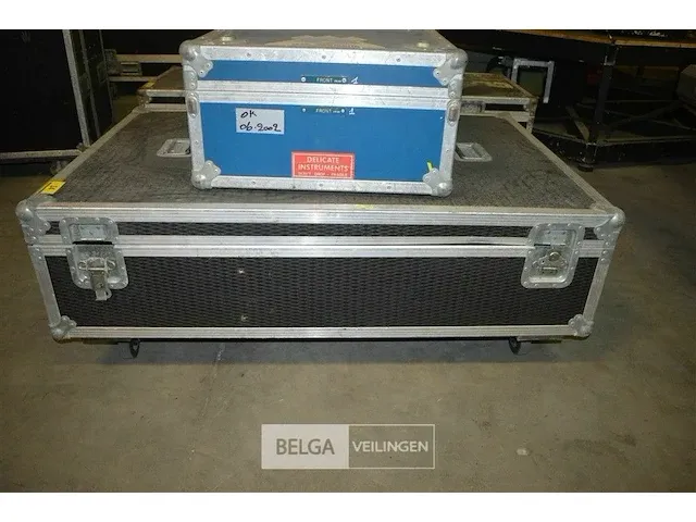 Flightcase leeg afm ± afm ± 57 x 54 x 31 - afbeelding 3 van  4