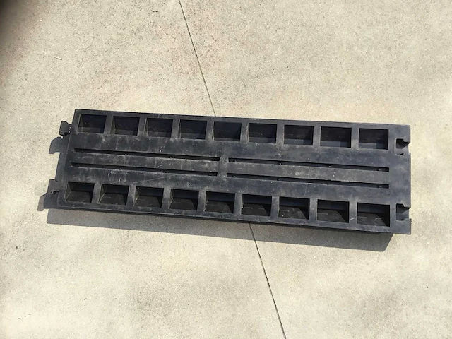 Flightcase met 10x showtec cable bridge - afbeelding 2 van  6