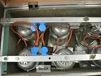 Flightcase met 8 lampen voor podium verlichting l x1,5 x b 0,55 x h 0,60 - afbeelding 8 van  9