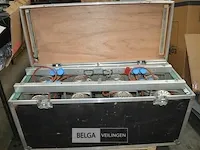 Flightcase met 8 lampen voor podium verlichting l x1,5 x b 0,55 x h 0,60