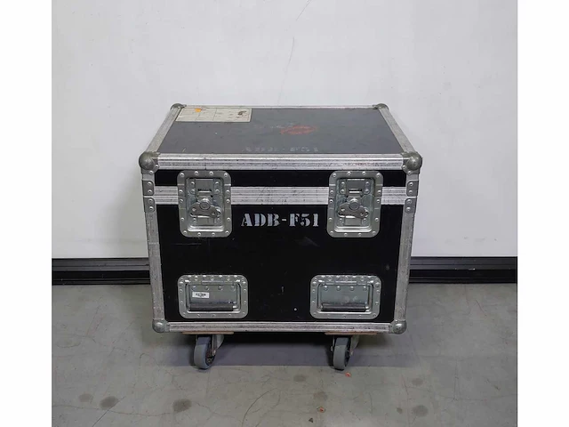 Flightcase voor 6 x adb f51 - afbeelding 2 van  3