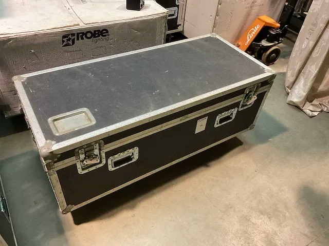 Flightcase - afbeelding 1 van  3