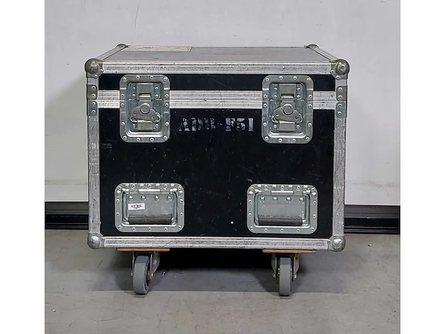 Flightcase - afbeelding 1 van  4