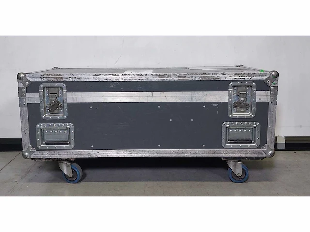 Flightcase - afbeelding 1 van  4