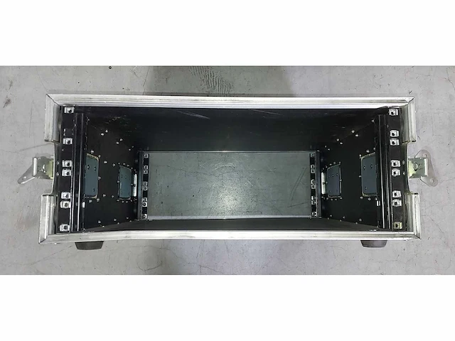 Flightcase - afbeelding 5 van  5