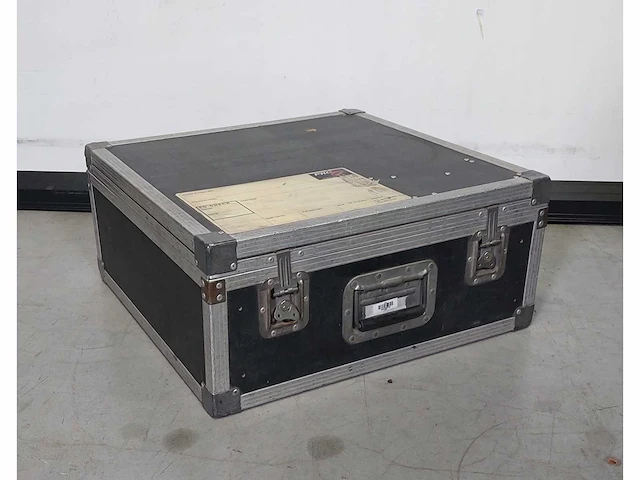 Flightcase - afbeelding 1 van  3