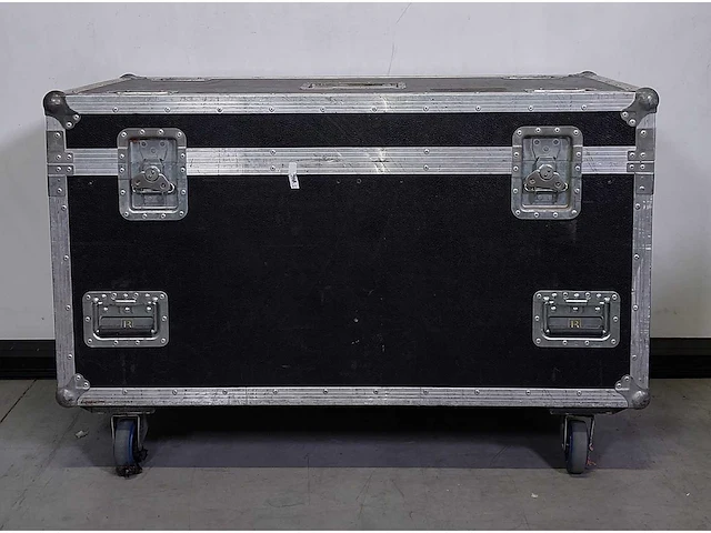 Flightcase - afbeelding 1 van  4