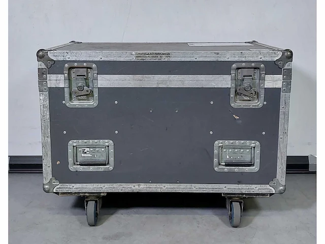 Flightcase - afbeelding 1 van  4