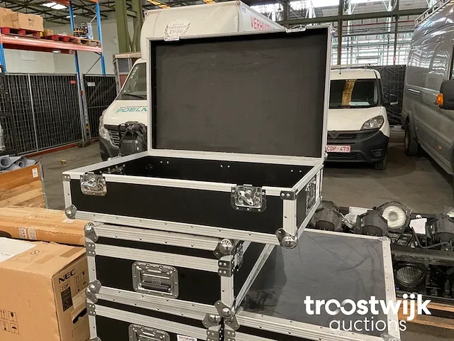 Flightcase - afbeelding 1 van  3
