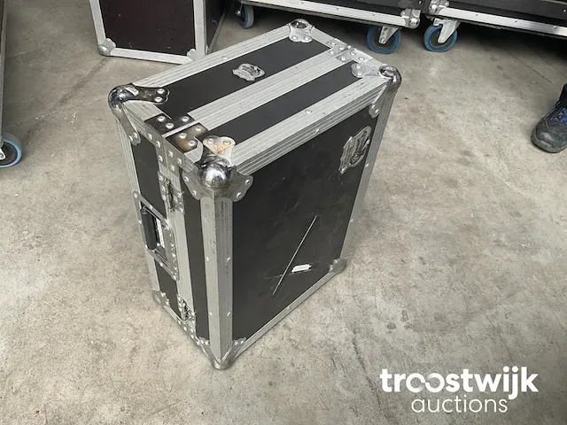 Flightcase - afbeelding 1 van  3