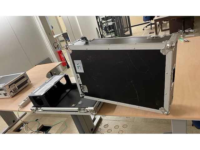 Flightcase - afbeelding 1 van  4
