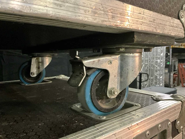 Flightcase - afbeelding 2 van  6