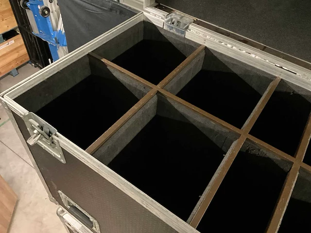 Flightcase - afbeelding 3 van  6