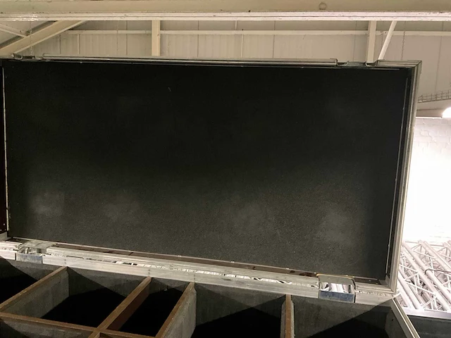 Flightcase - afbeelding 5 van  6