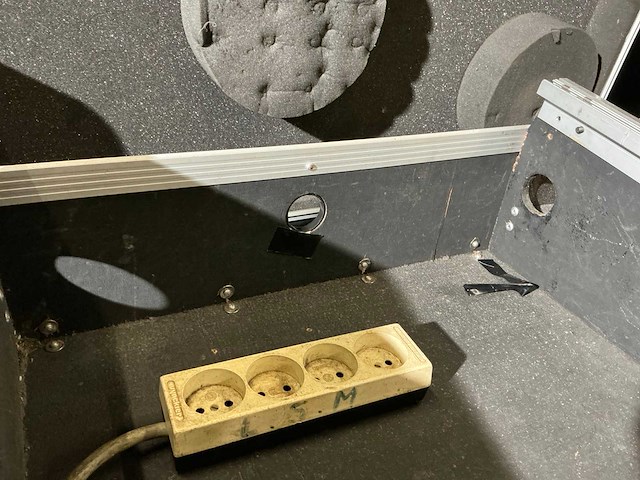 Flightcase - afbeelding 7 van  8