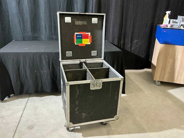 Flightcase - afbeelding 2 van  6