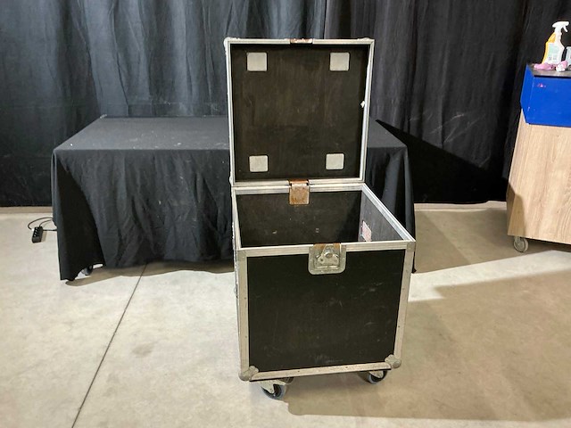 Flightcase - afbeelding 1 van  4