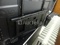 Flightcases met lg 42ws10 display - afbeelding 3 van  8