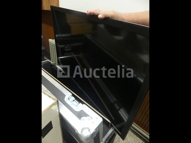 Flightcases met lg 42ws10 display - afbeelding 8 van  8