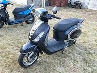 Floretti florence scooter - afbeelding 1 van  6