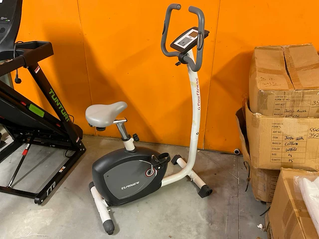 Flow fitness turner dht75 home trainer - afbeelding 1 van  3