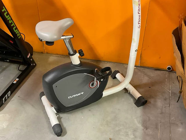 Flow fitness turner dht75 home trainer - afbeelding 2 van  3