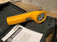 Fluke 820 led stroboscoop - afbeelding 2 van  4