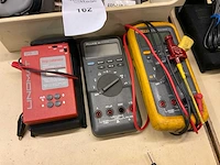 Fluke 87 v multimeter (2x) - afbeelding 1 van  4