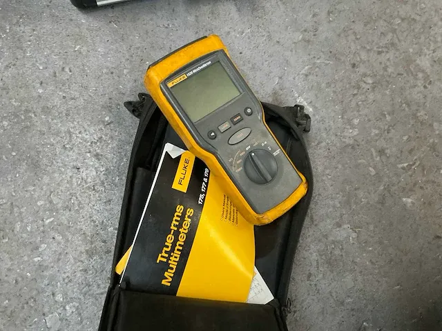 Fluke megohmmeter 1520 weerstandsmeter - afbeelding 1 van  4