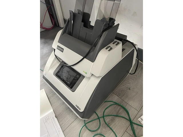 Folder inserter & frankeermachine & geldtelmachine - afbeelding 1 van  11