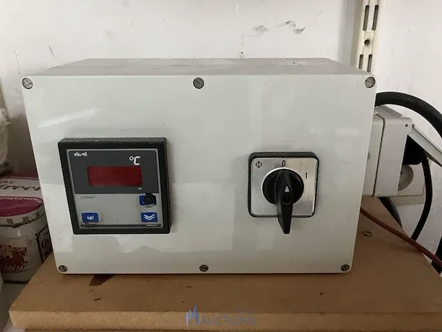 Foliedrukmachine nn - afbeelding 6 van  8