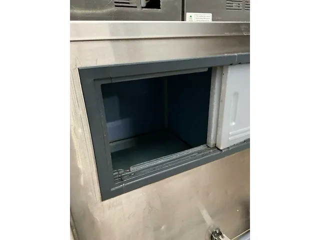 Follet schilferijsmachine - afbeelding 4 van  8