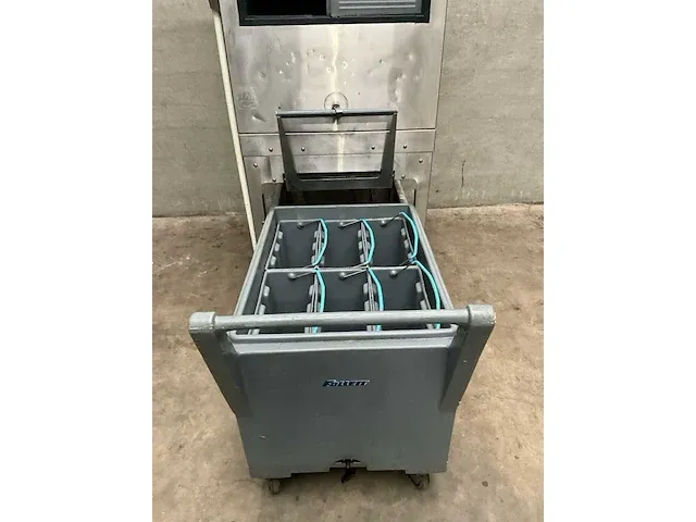 Follet schilferijsmachine - afbeelding 5 van  8
