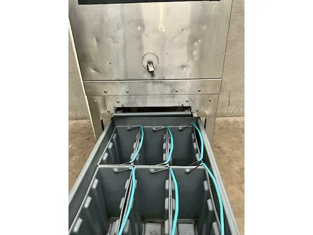 Follet schilferijsmachine - afbeelding 7 van  8