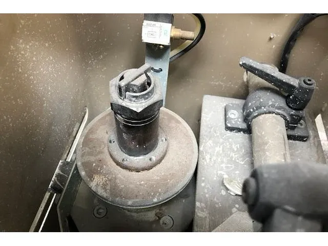 Fom freesmachine - afbeelding 2 van  4