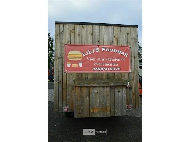 Food truck hamburgerwagen - afbeelding 21 van  24