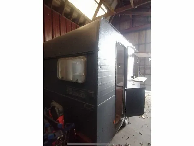 Foodtruck aanhangwagen - afbeelding 2 van  3