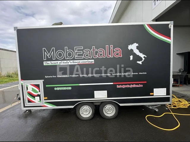 Foodtruck dubbelassige aanhangwagen 2023 - afbeelding 1 van  60