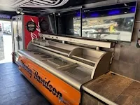 Foodtruck "frituur maxi" - afbeelding 18 van  18