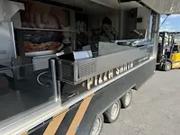 Foodtruck "pizza santa" - afbeelding 27 van  29
