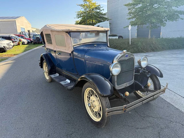 Ford - 1929 - roadster - oltimer - personenauto - afbeelding 30 van  32