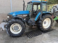 Ford - 1998 - 8360 dt - vierwielaangedreven landbouwtractor - afbeelding 17 van  23